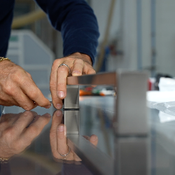 Maniglia per porta scorrevole